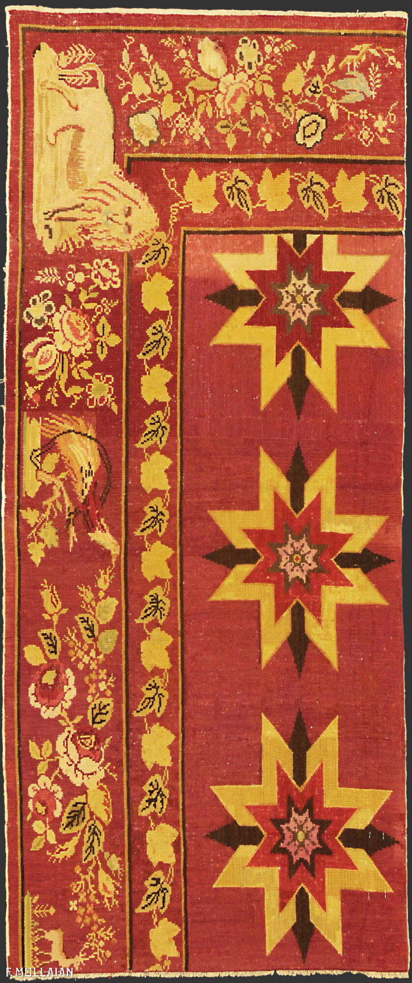 Red-Field Antique English Needlepoint n°:57563468